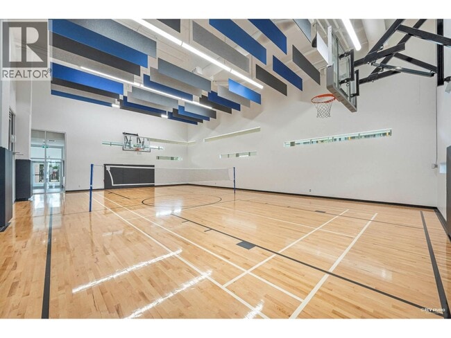 Building Photo - 657 Whiting Way