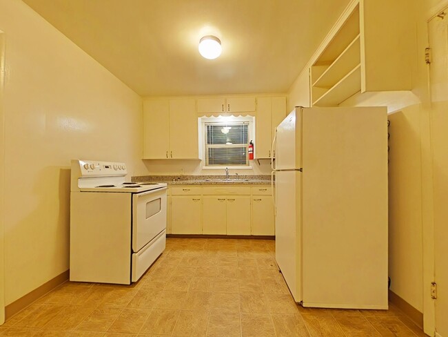 Foto del edificio - 2 Bedroom Duplex ~ Albany ~ Pet Friendly