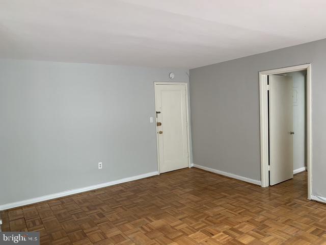 Foto del edificio - 2325 42nd St NW