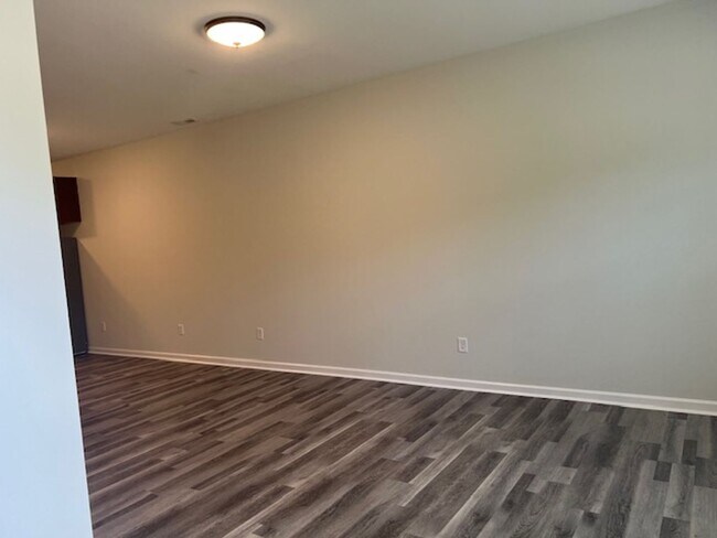 Building Photo - Duplex Rental Available in Garner – 4 Bed, 2.5 Bath with Garage & Private Backyard