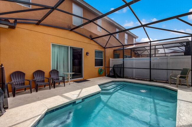 Building Photo - 500 Las Fuentes Dr