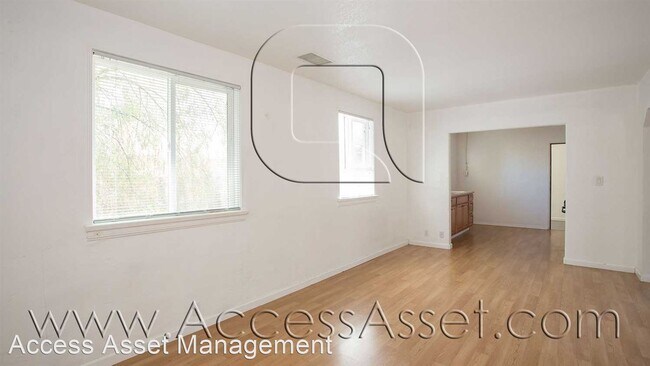 Building Photo - 2 br, 1 bath House - 30453 Wilson St.