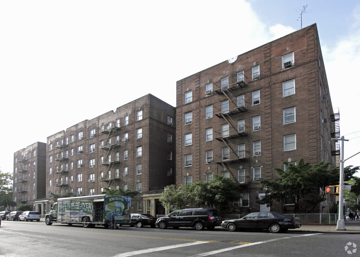 Building Photo - 560-570 Lefferts Ave