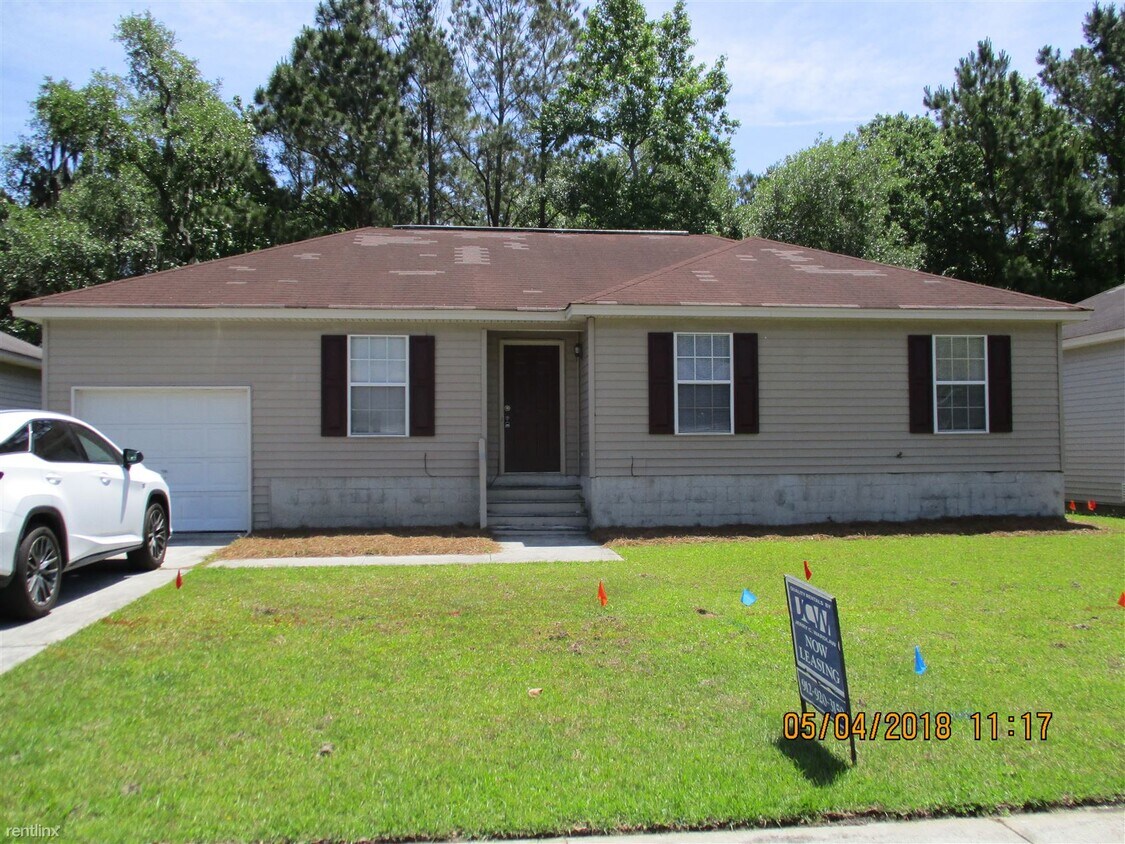 Primary Photo - 3 br, 2 bath House - 48 Leeward Dr