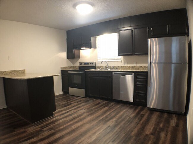 Building Photo - Benbrook Apartment for Lease