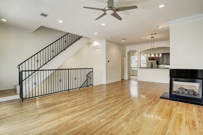 Foto del edificio - 1403 Rosedale St