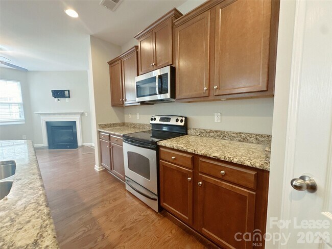Building Photo - 11228 Cedar Walk Lane