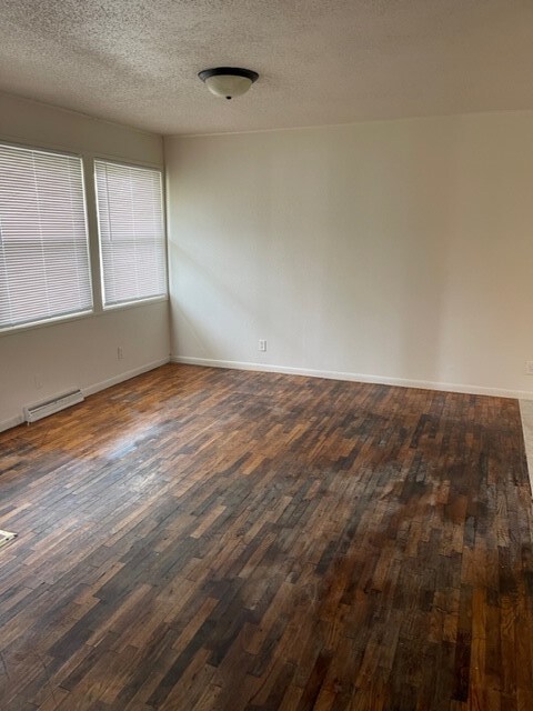 Primary Photo - 1115 W Bradley Ave