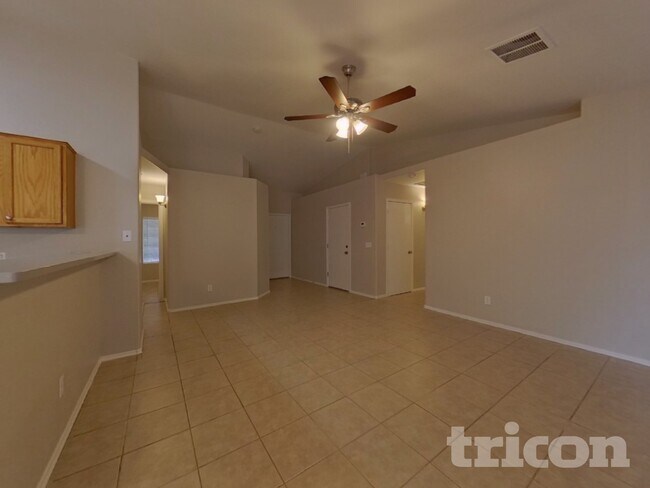 Building Photo - 4873 E Rousay Dr