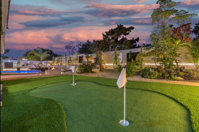 Foto del edificio - 6099 Scripps St