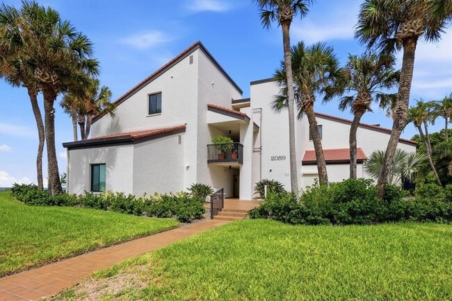 Building Photo - 2089 Gulf of Mexico Dr