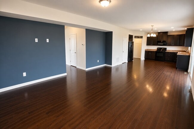 Foto del edificio - 9480 Woodbine Way