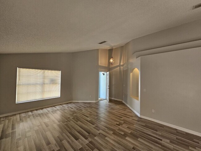 Building Photo - Cypress Lakes: 4 Bedroom, 2 Bath, 2 Car Ga...