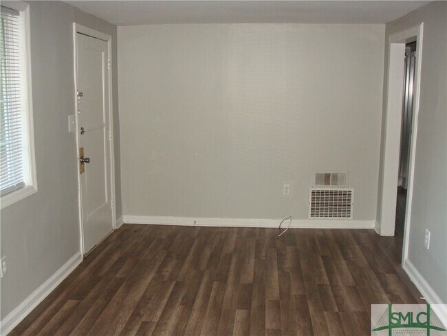 Foto del edificio - 314 Edgewater Rd