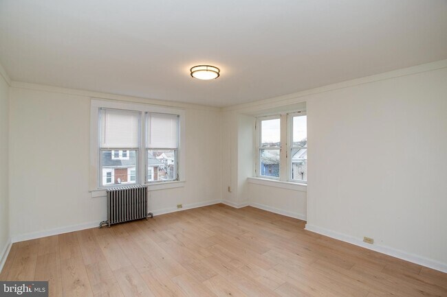 Foto del edificio - 37 S 13th St