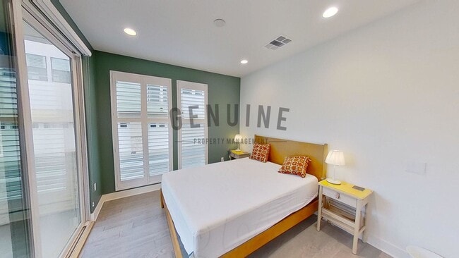 Building Photo - Coming Soon: Beautifully Furnished 3Bd 3.5Ba Condo in Costa Mesa