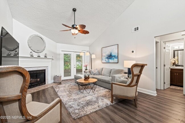 Sala de estar - 132 La Pasada Cir W