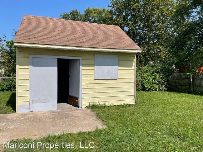 Building Photo - 5 br, 1 bath House - 712 Saint Paul