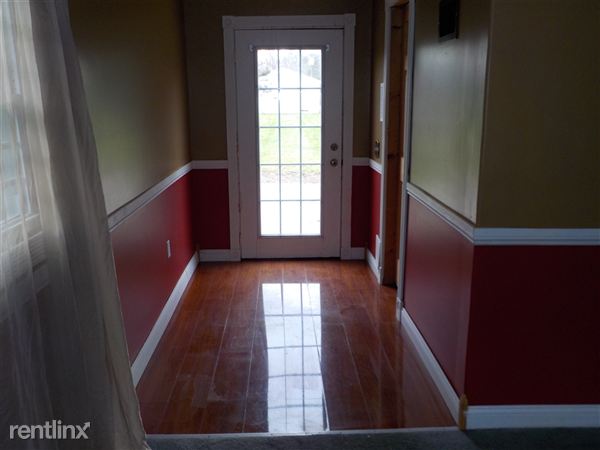Foto del edificio - 2450 Covert Rd