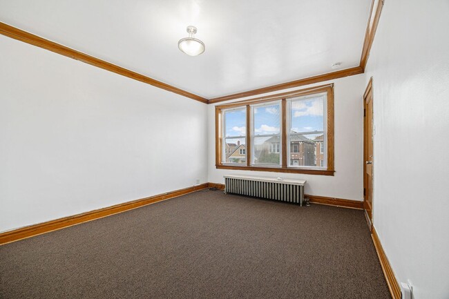 Building Photo - 4749 S Keeler Ave