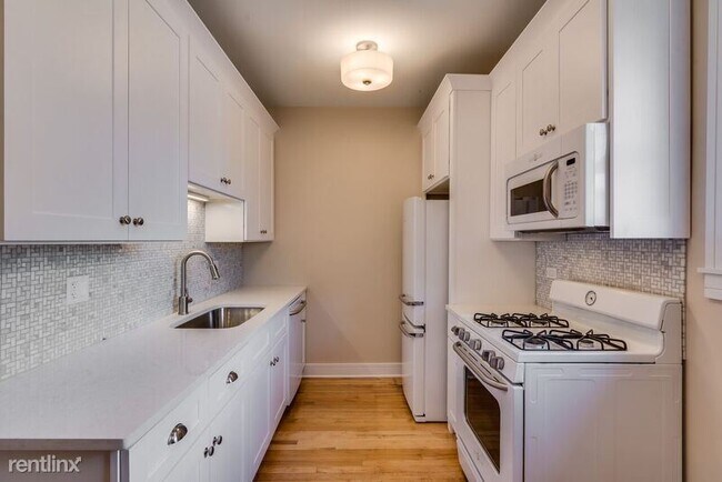 Foto del edificio - 2612 N Fairfield Ave