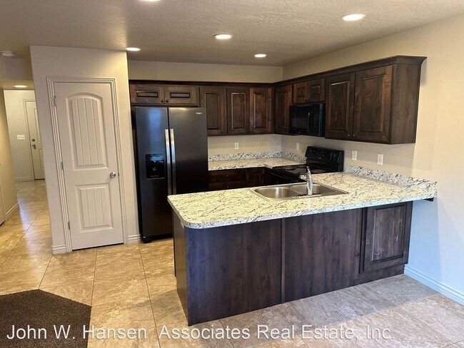 Foto del edificio - 3 br, 2.5 bath House - 1157 W Excalibur Way