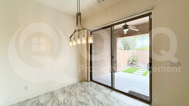 Foto del edificio - 1387 W Marlin Dr