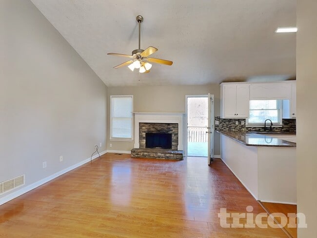 Building Photo - 403 Bennett Farms Pl