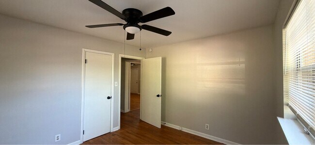 Foto del edificio - 3109 Patton Rd SW