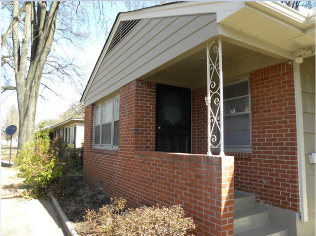 Building Photo - 1278 Mt Moriah Rd