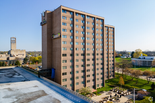 Phoenix Place Apartments - Pontiac, MI | Apartments.com