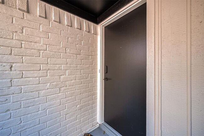 Foto del edificio - 7719 Dawnridge Dr