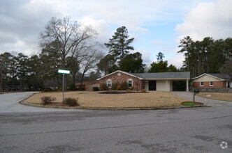 Building Photo - 221 Merrymont Dr