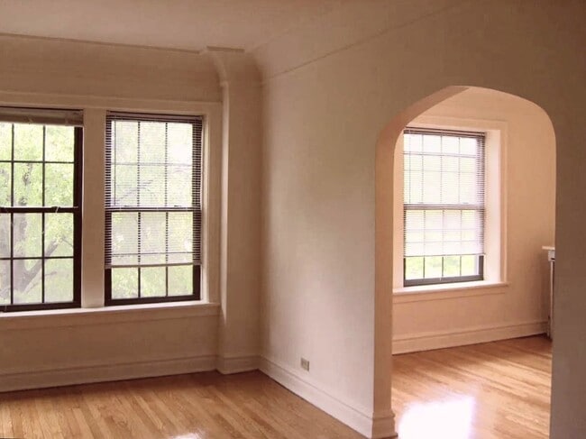 Building Photo - 1123 Washington Blvd