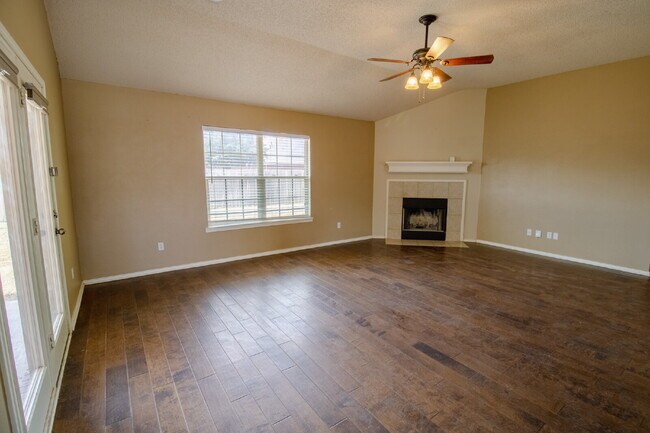Foto del edificio - House Located Near Shadow Hills Golf Course