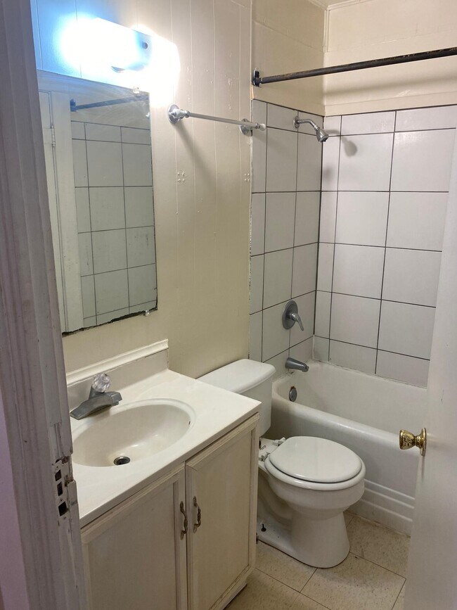 Foto del edificio - 2322 14th St