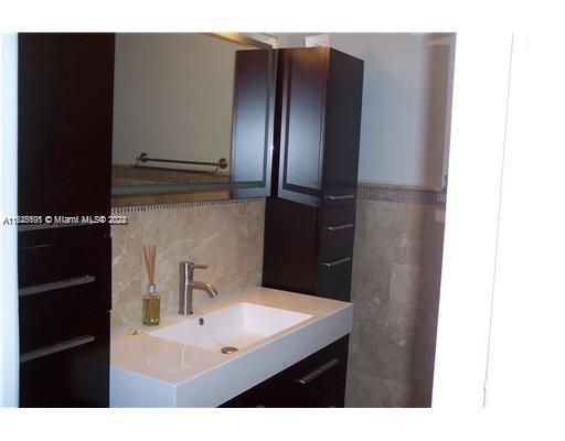 Foto del edificio - 15285 SW 143rd Ave