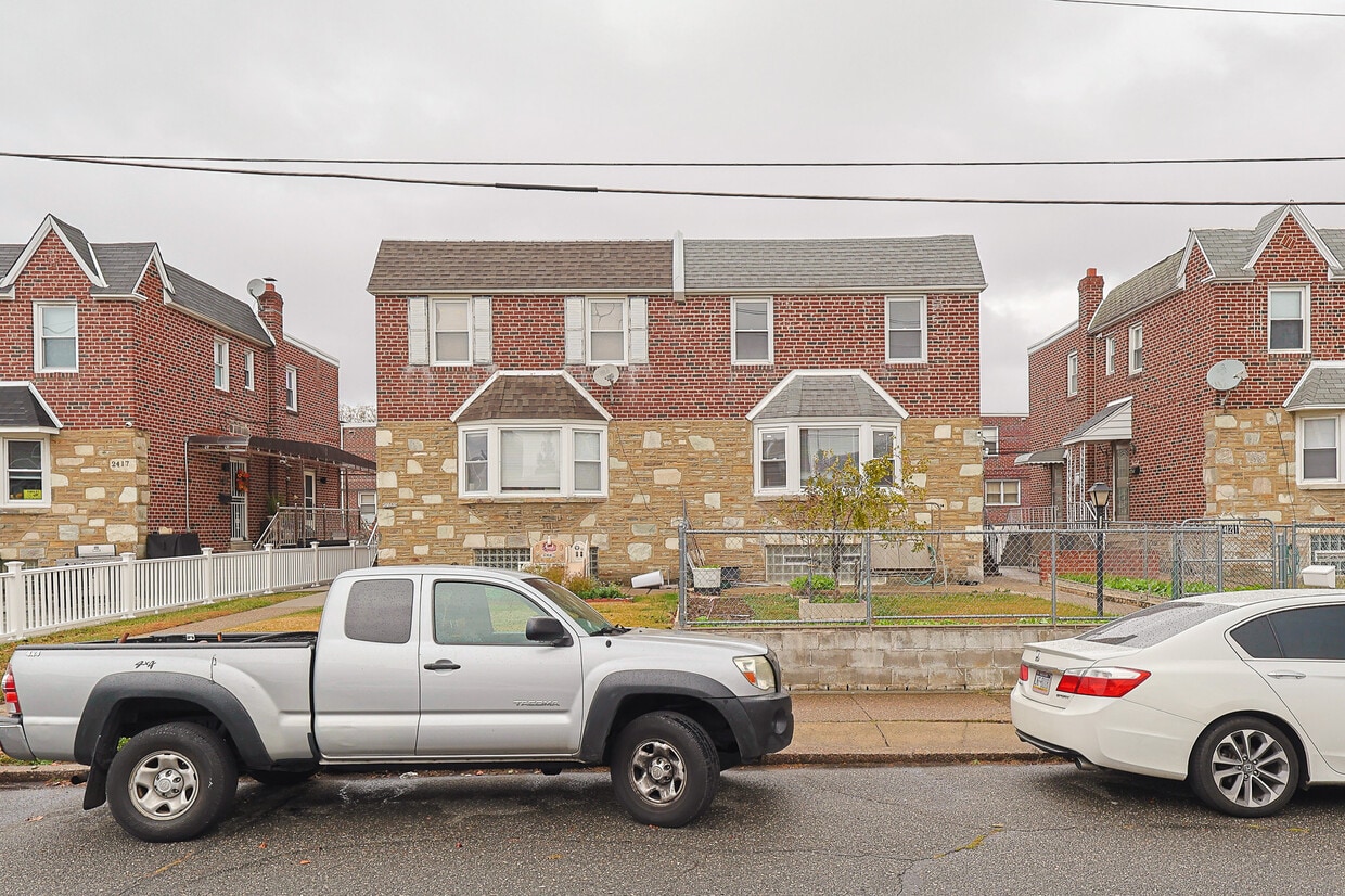 Primary Photo - 2421 Vista St