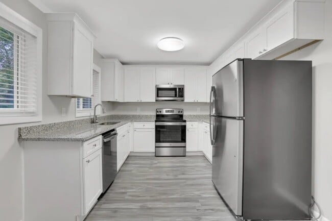 Foto del edificio - 2833 Altaview Dr SE