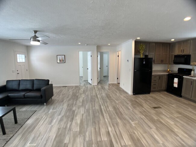 Foto del edificio - 7155 126th St W