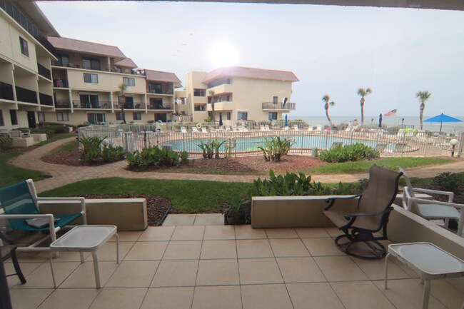 Foto del edificio - 935 Ocean Shore Blvd