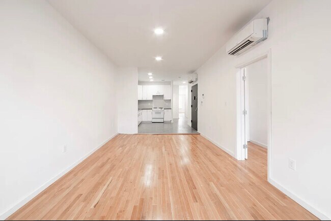 Building Photo - 1044 Flatbush Ave
