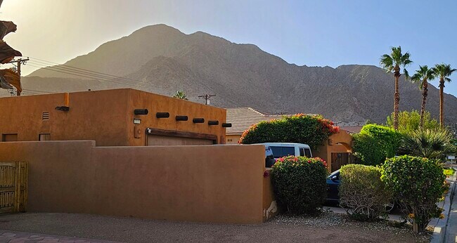 Building Photo - 53810 Avenida Villa