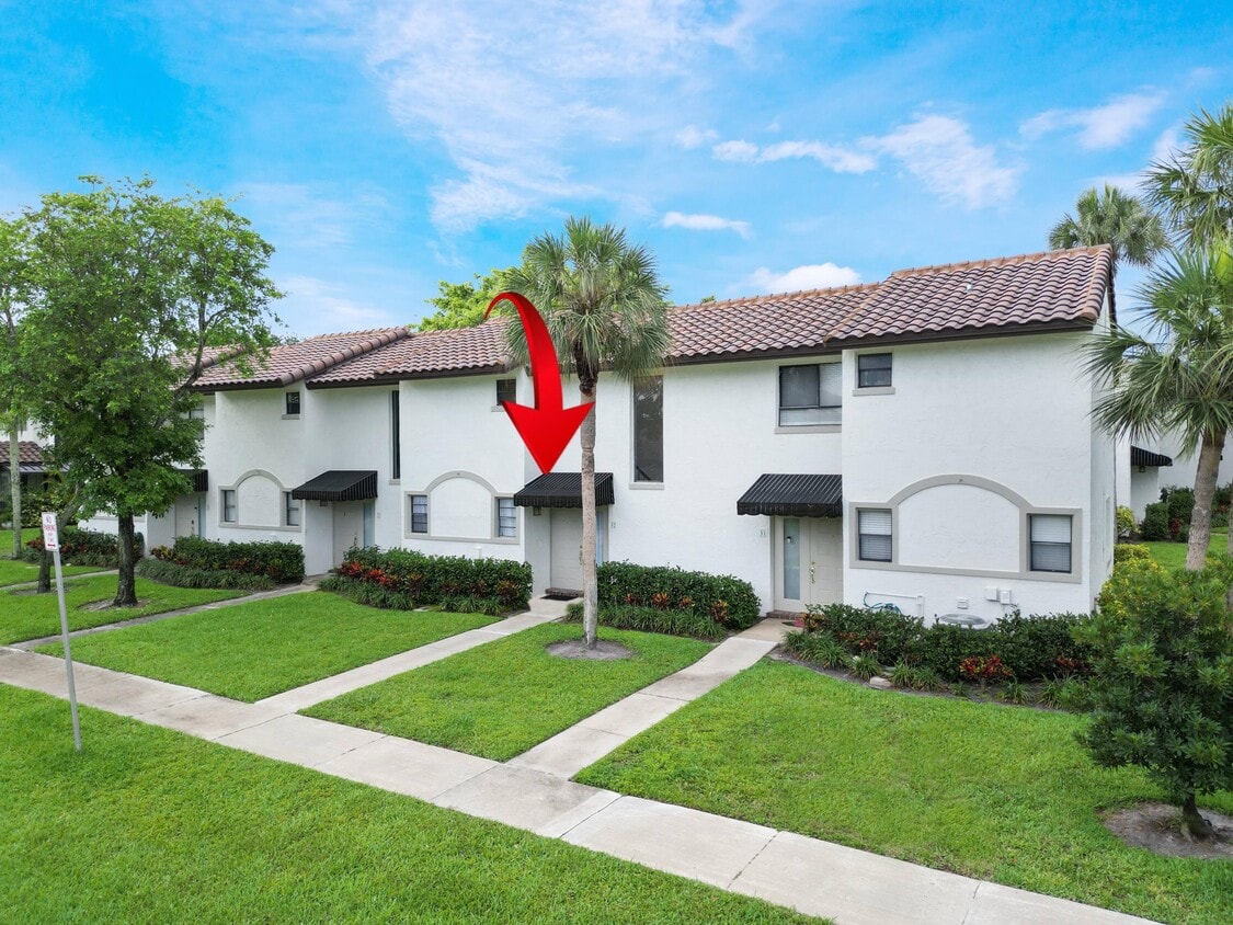 Primary Photo - 7200 NW 2nd Ave
