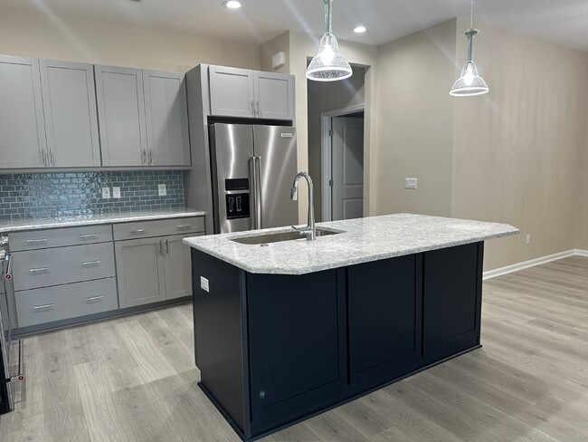 Building Photo - Gorgeous Home with a Private Pool Ready to...
