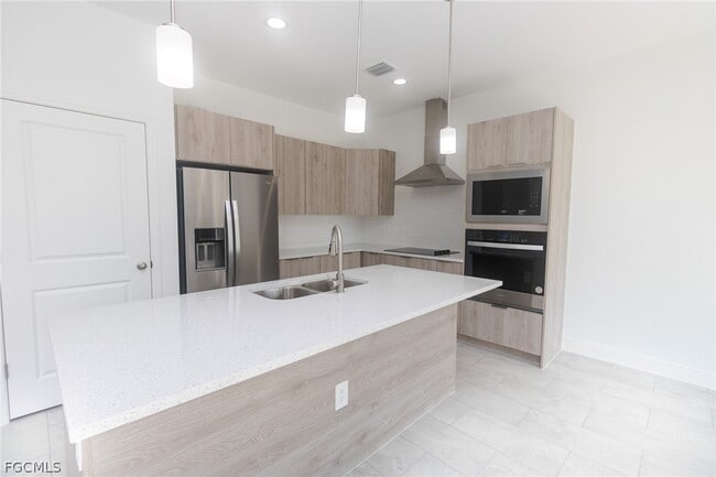 Building Photo - 9041 Lamkin Cir