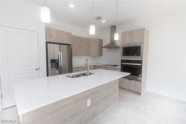 Foto del edificio - 9041 Lamkin Cir