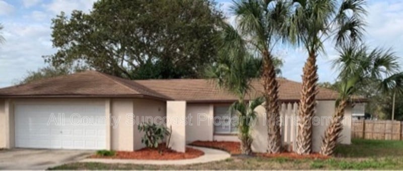 Primary Photo - 669 16th Ln