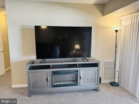 Photo - 4709 Tecumseh St Apartment