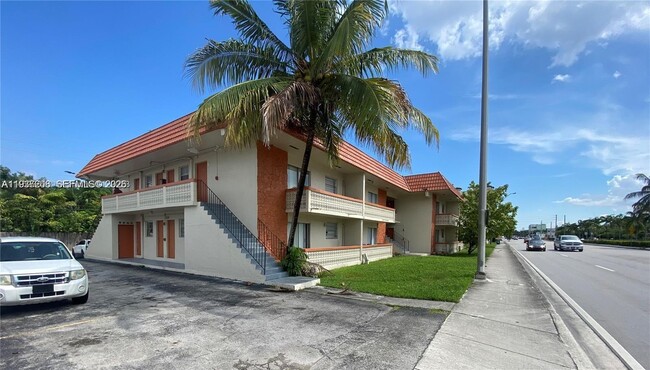 Foto del edificio - 1825 SW 67th Ave